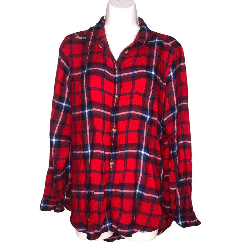 American Eagle long sleeved plaid button up shirt large